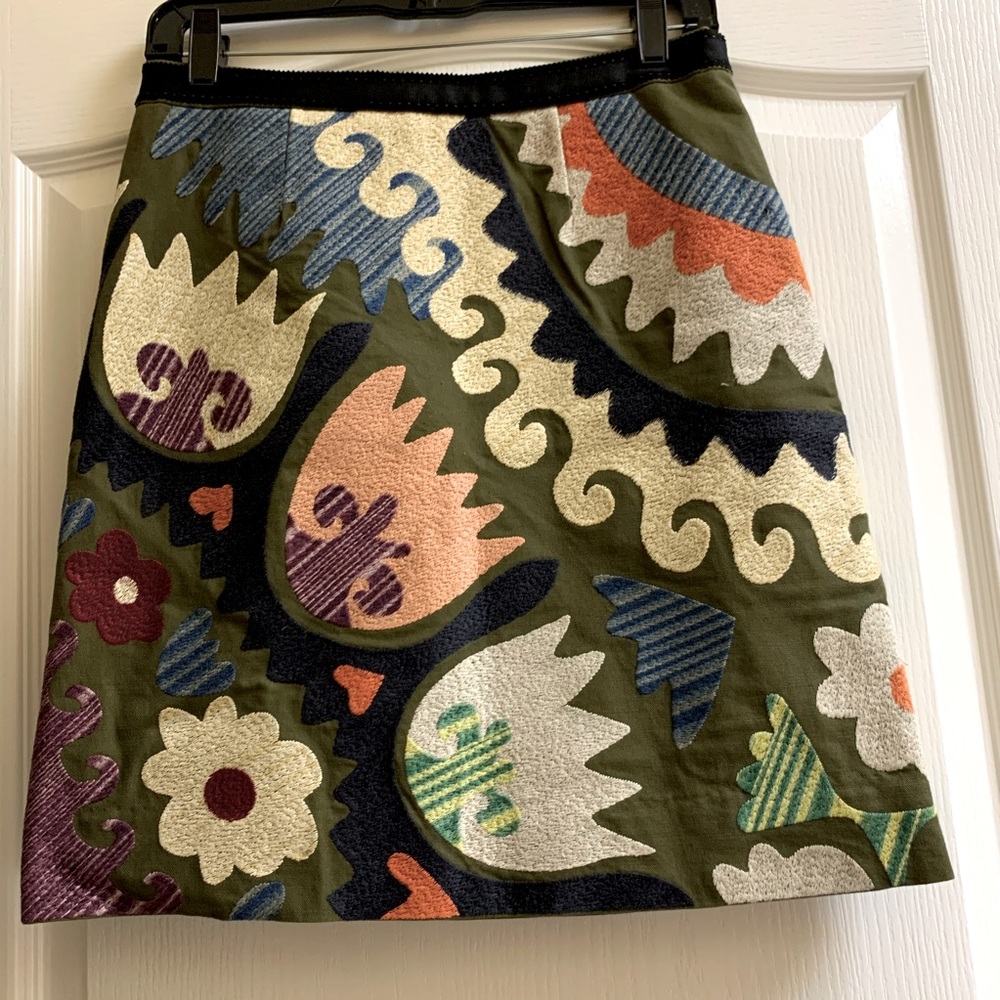 Vanessa Virginia size 4 multi colour embroi skirt